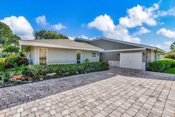 Eastpointe Country Club, 13764 Whispering Lakes Ln, Palm Beach Gardens, Florida 33418, image 1