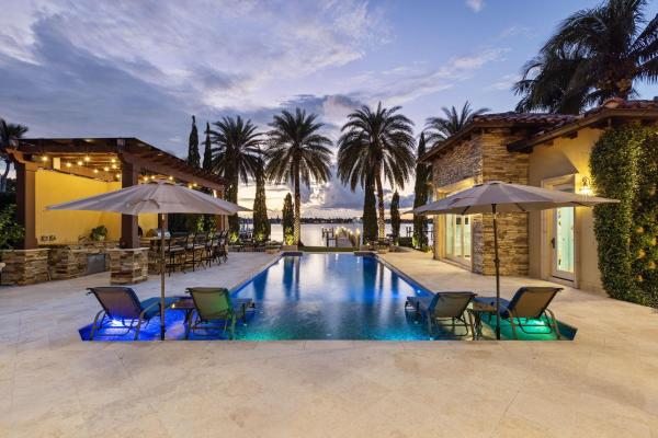 Lake Shores Lantana, 1125 N Atlantic Dr, Lantana, Florida 33462, image 1
