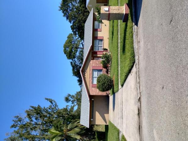 Pinecrest Estates, 3208 S Hibiscus Ave, Fort Pierce, Florida 34947, image 1