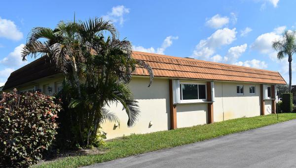 Fernley 3 At Cresthaven Townhomes, 5780 Fernley Dr W #91, West Palm Beach, Florida 33415, image 2
