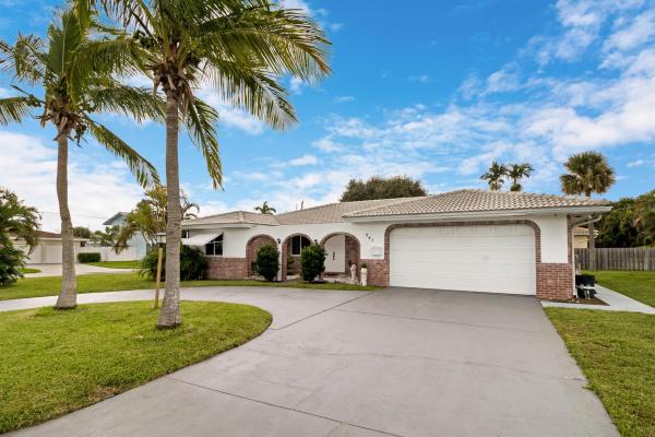 The Cove, 541 SE 17th Ave, Deerfield Beach, Florida 33441, image 1
