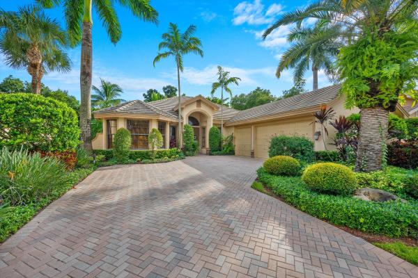 Versailles At Wellington, 10279 Trianon Pl, Wellington, Florida 33449, image 1
