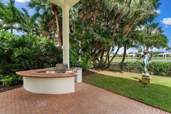 Estates Of St Thomas, 42 Saint Thomas Dr, Palm Beach Gardens, Florida 33418, image 2
