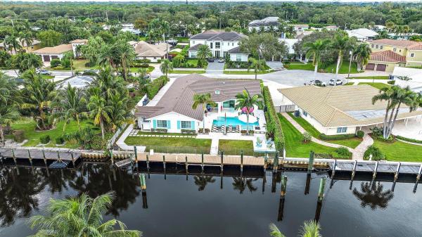Maheu Estates, 2168 Driftwood Cir, Palm Beach Gardens, Florida 33410, image 1