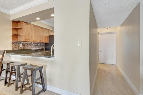 Clearwater Of Meadowlakes, 1266 S Military Trl #525, Deerfield Beach, Florida 33442, image 3