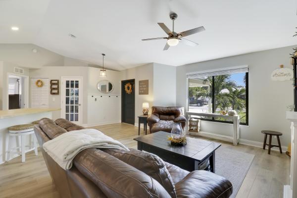 Hidden Oaks, 2556 SW Danbury St, Port St. Lucie, Florida 34953, image 2