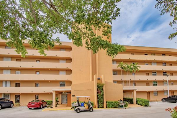Boca Teeca, 5201 NW 2nd Ave #2090, Boca Raton, Florida 33487, image 1