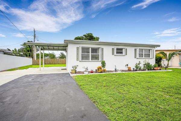 Forest Hill Village, 5737 Cinnamon Dr, West Palm Beach, Florida 33415, image 1