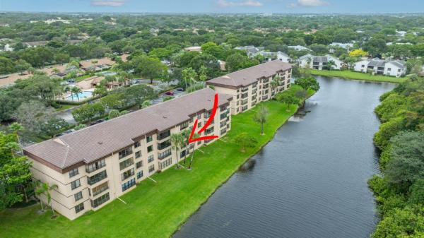 Applewood Village 1, 2660 Carambola Cir N #203, Coconut Creek, Florida 33066, image 1