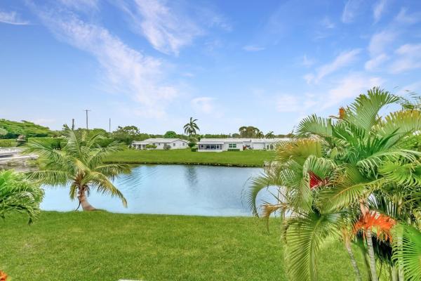 Leisureville Lake, 1112 Lake Ter #202, Boynton Beach, Florida 33426, image 1