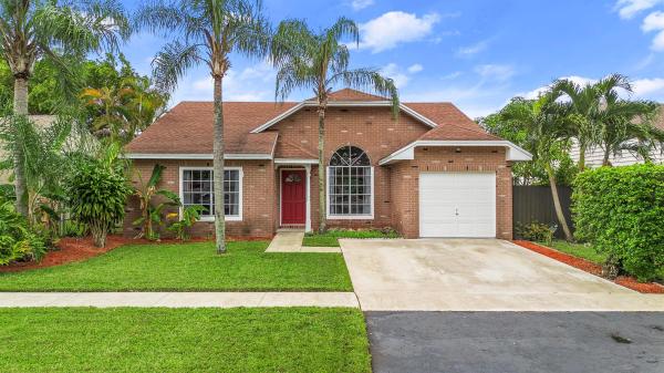 Cinnamon Place At Honeywoods, 8655 SW 14th St, Pembroke Pines, Florida 33025, image 1