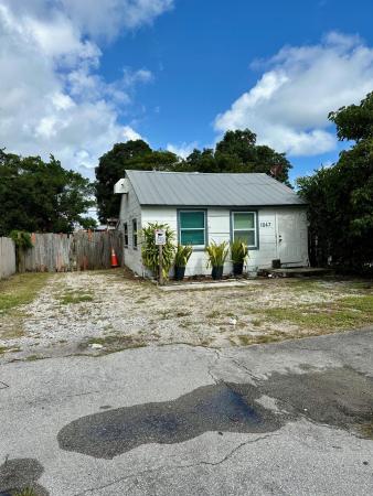 Ridge Grove, 1048 S Ridge Rd, Lake Worth Beach, Florida 33462, image 1