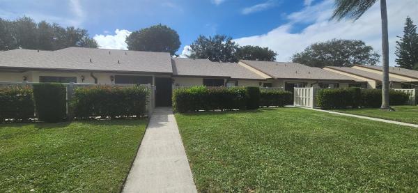 The Palm Club, 1022 Green Pine Blvd #D, West Palm Beach, Florida 33409, image 1