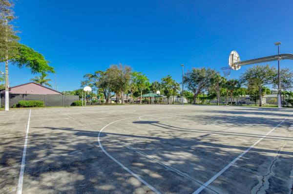 Acrehome Park, 1432 W 35th St, Riviera Beach, Florida 33404, image 1