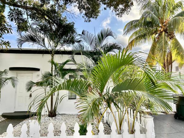Lake Worth Town, 711 4th Ave S, Lake Worth Beach, Florida 33460, image 1