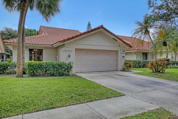 Saratoga Pointe, 2580 Iroquois Cir, West Palm Beach, Florida 33409, image 1