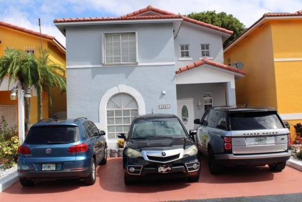 Galeria, 7211 W 24th Ave #2287, Hialeah, Florida 33016, image 1