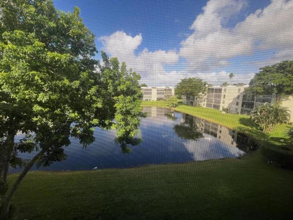 Huntington Lakes 1, 6585 Kensington Ln ##403, Delray Beach, Florida 33446, image 1