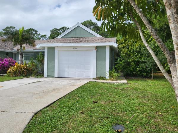 Rivergreen Villas, 1386 SE Rivergreen Cir, Port St. Lucie, Florida 34952, image 1