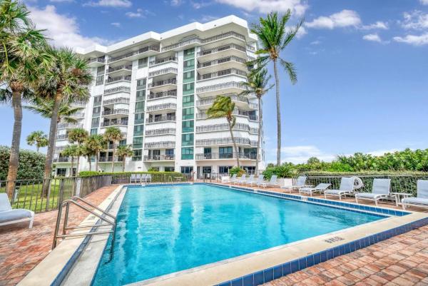 The Barclay Beach Club, 2800 N Highway A1a #1007, Fort Pierce, Florida 34949, image 2