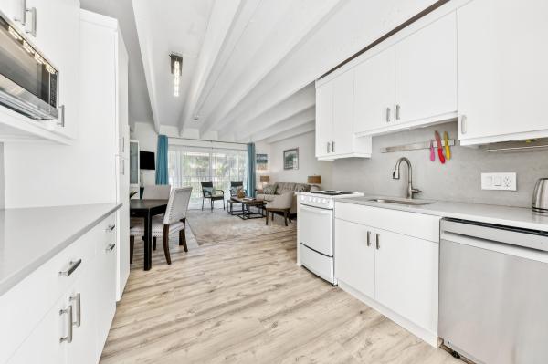 Tropicana Gardens, 4001 S Ocean Blvd #216, South Palm Beach, Florida 33480, image 2