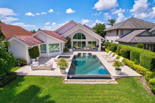 Frenchman's Creek Beach & Country Club, 13660 Rivoli Dr, Palm Beach Gardens, Florida 33410, image 1