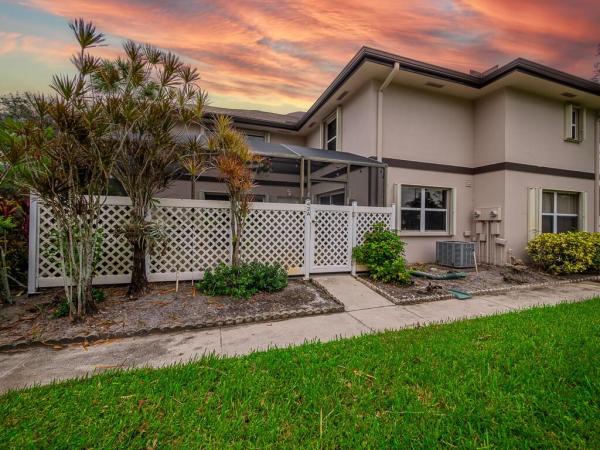 Stamford At Royal Palm Beach, 42 Essex Ct #A, Royal Palm Beach, Florida 33411, image 1