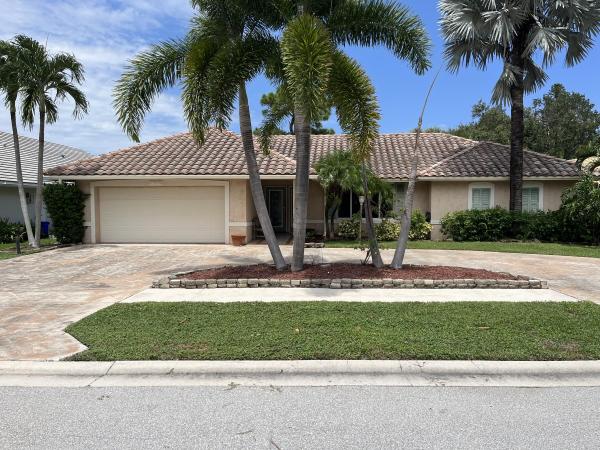 Frenchmen's Landing, 2567 Bordeaux Ct, Palm Beach Gardens, Florida 33410, image 1