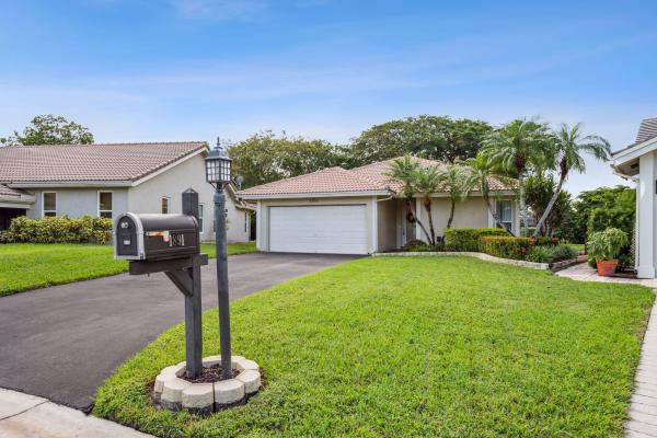 Ramblewood Villas, 1891 Riverwood Ln, Coral Springs, Florida 33071, image 1