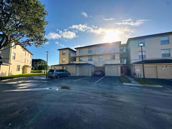 Arissa Place, 2080 Greenview Shores Blvd #410, Wellington, Florida 33414, image 1