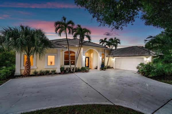 Pine Tree Golf Club, 4129 Gleneagles Dr, Boynton Beach, Florida 33436, image 1