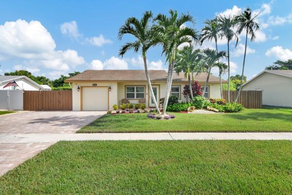 American Homes At Southwind Lakes, 19281 Carolina Cir, Boca Raton, Florida 33434, image 1