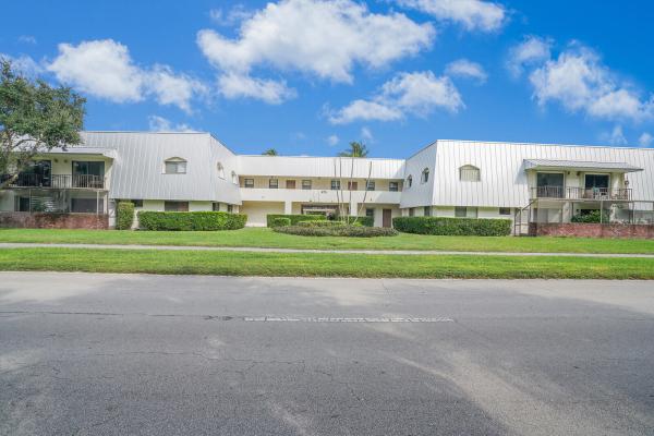 Centre Hill Courts, 875 NW 13th 3180th St #318, Boca Raton, Florida 33486, image 1