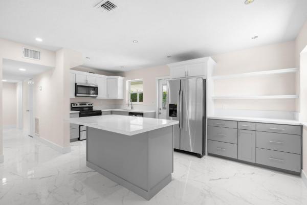 Pompano Beach Highlands, 4541 NE 14th Ave, Pompano Beach, Florida 33064, image 1