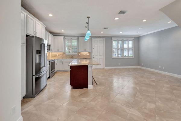 Waterside Village, 3119 Waterside Cir, Boynton Beach, Florida 33435, image 3