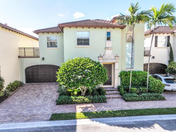 Royal Poinciana, 104 Via Poinciana Ln, Boca Raton, Florida 33487, image 1