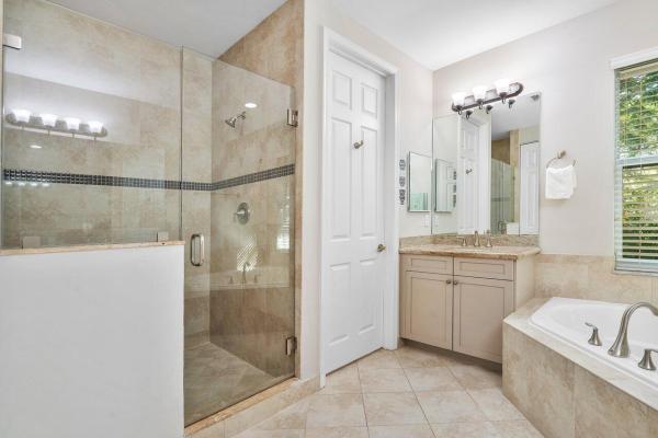 Hampton Cay, 5272 Cambridge Ct, Palm Beach Gardens, Florida 33418, image 3
