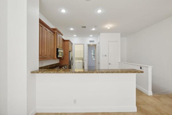 Cielo Townhomes, 4705 Artesa Way E, Palm Beach Gardens, Florida 33418, image 2