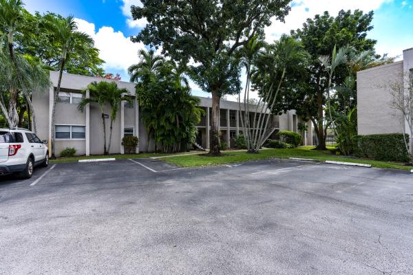 Alpine Woods, 8504 Old Country Mnr #210, Davie, Florida 33328, image 1