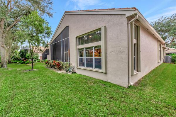 Valencia Falls, 7051 Avila Terrace Way, Delray Beach, Florida 33446, image 2