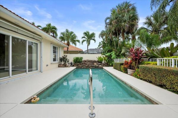 Oaks East, 621 Rosa Ct, Palm Beach Gardens, Florida 33410, image 1