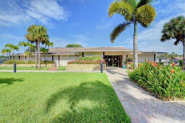 Seagrape At Las Verdes, 5160 Las Verdes Cir #310, Delray Beach, Florida 33484, image 3