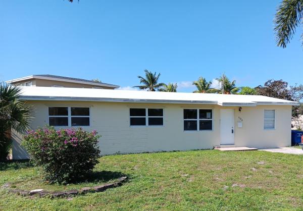 Kelsey City, 905 W Kalmia Dr, Lake Park, Florida 33403, image 1