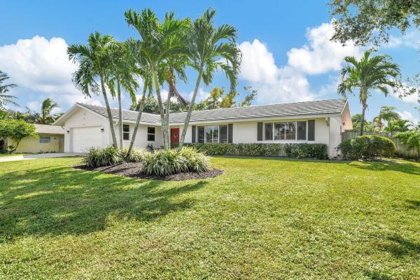 Florida Gardens, 79 W Rubber Tree Dr, Lake Worth Beach, Florida 33467, image 1