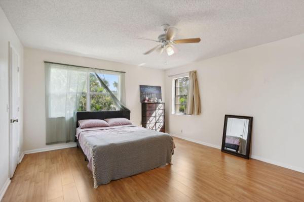 Seaway Terrace, 2180 S Seacrest Blvd, Boynton Beach, Florida 33435, image 2