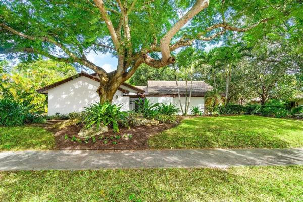 Timbercreek, 2423 NW Timbercreek Cir, Boca Raton, Florida 33431, image 1