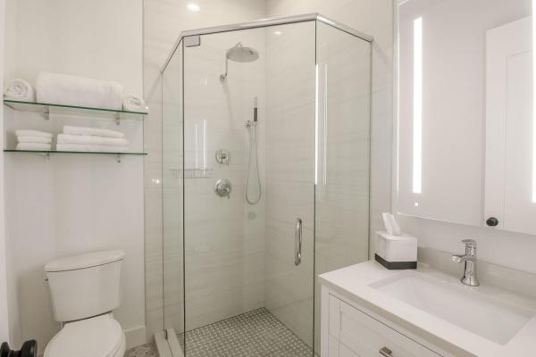 Marina Gardens, 66 Marina Gardens Dr, Palm Beach Gardens, Florida 33410, image 1