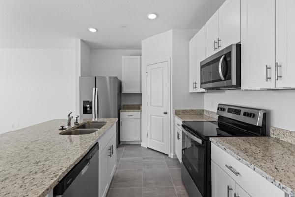 Tidewater, 385 Salisbury Cir, Fort Pierce, Florida 34982, image 2