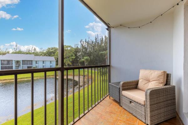 The Palm Club West Village, 3606 Alder Dr #G2, West Palm Beach, Florida 33417, image 2