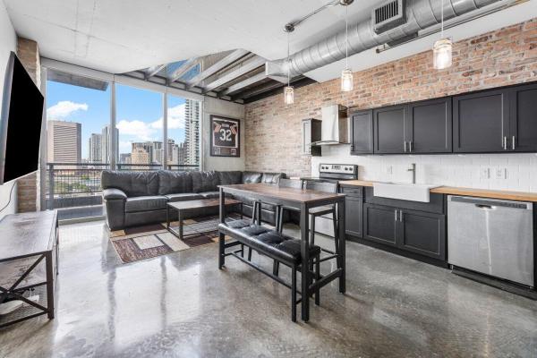 Neo Vertika, 690 SW 1st Ct #1913, Miami, Florida 33130, image 1